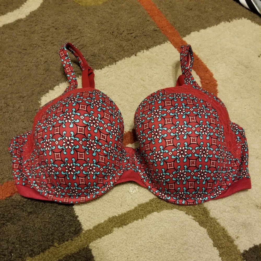 V.S. Bra
